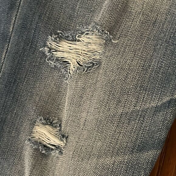 Embellished Abercrombie & Fitch size 0/25 skinny jeans - Picture 5 of 6